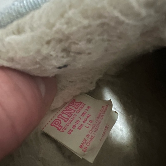 PINK slippers - Picture 2 of 5